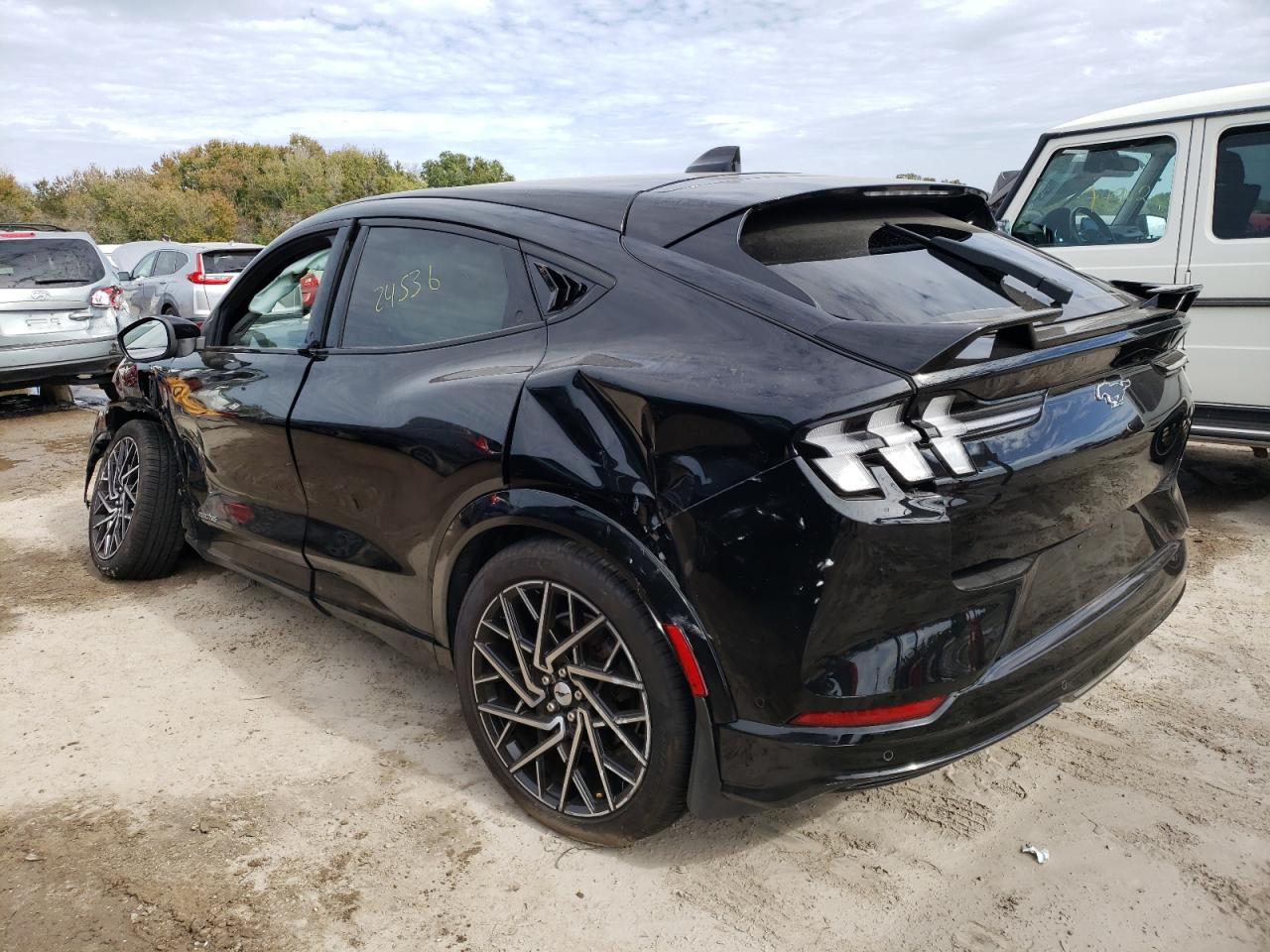 Image 2 of 2021 FORD MUSTANG MACH-E PREMIUM 2021 with VIN 3FMTK3SS4MMA19950
