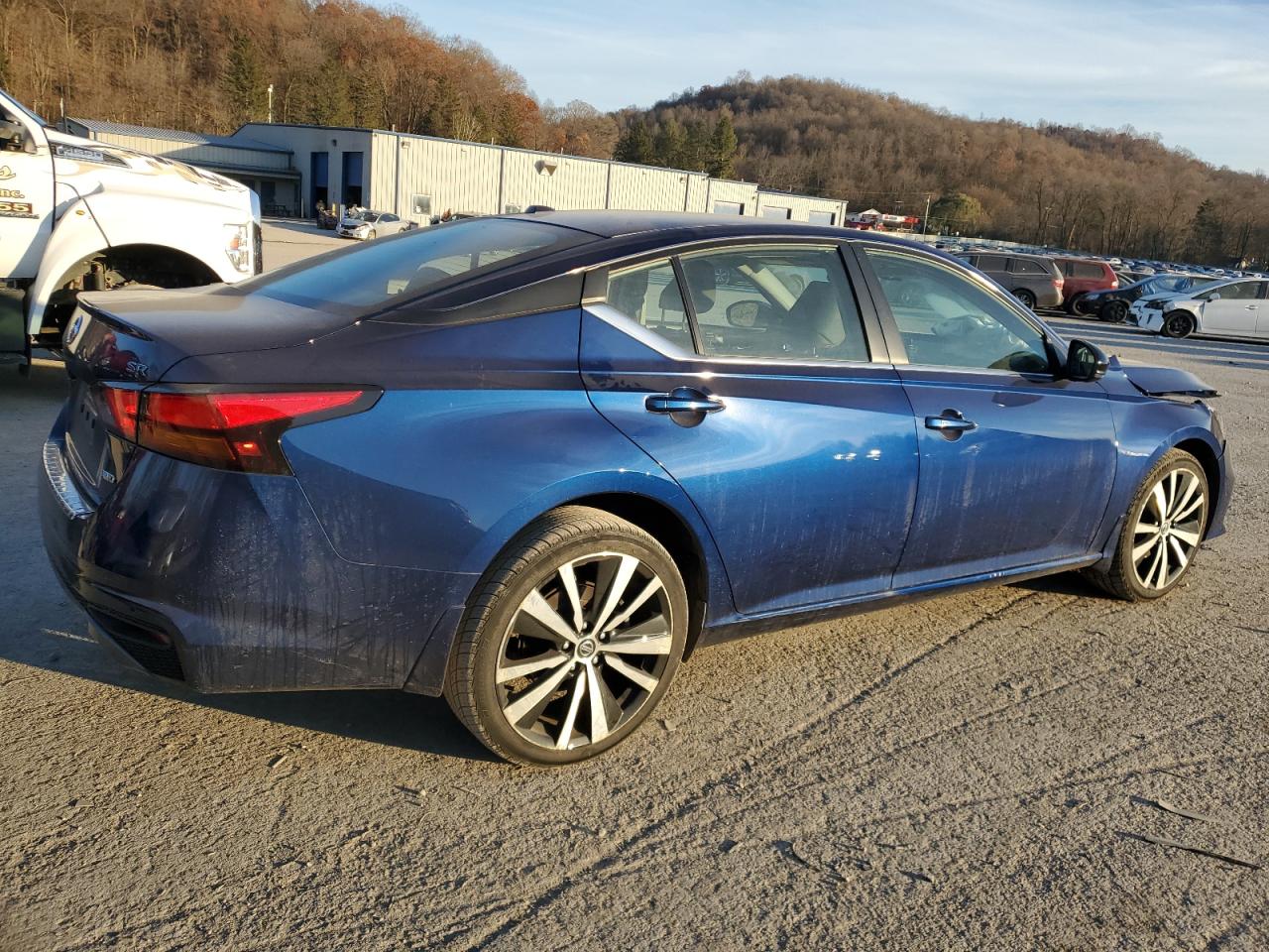 Obraz 3 z 2020 NISSAN ALTIMA SR 2020 z VIN 1N4BL4CW5LC266646