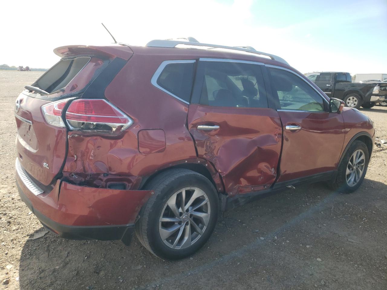 Image 3 of 2015 NISSAN ROGUE S 2015 with VIN 5N1AT2MT3FC850199