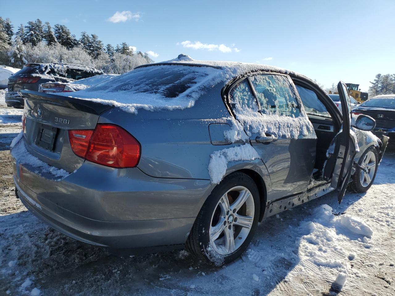 Image 3 of 2009 BMW 328 XI SULEV 2009 with VIN WBAPK53509A644857
