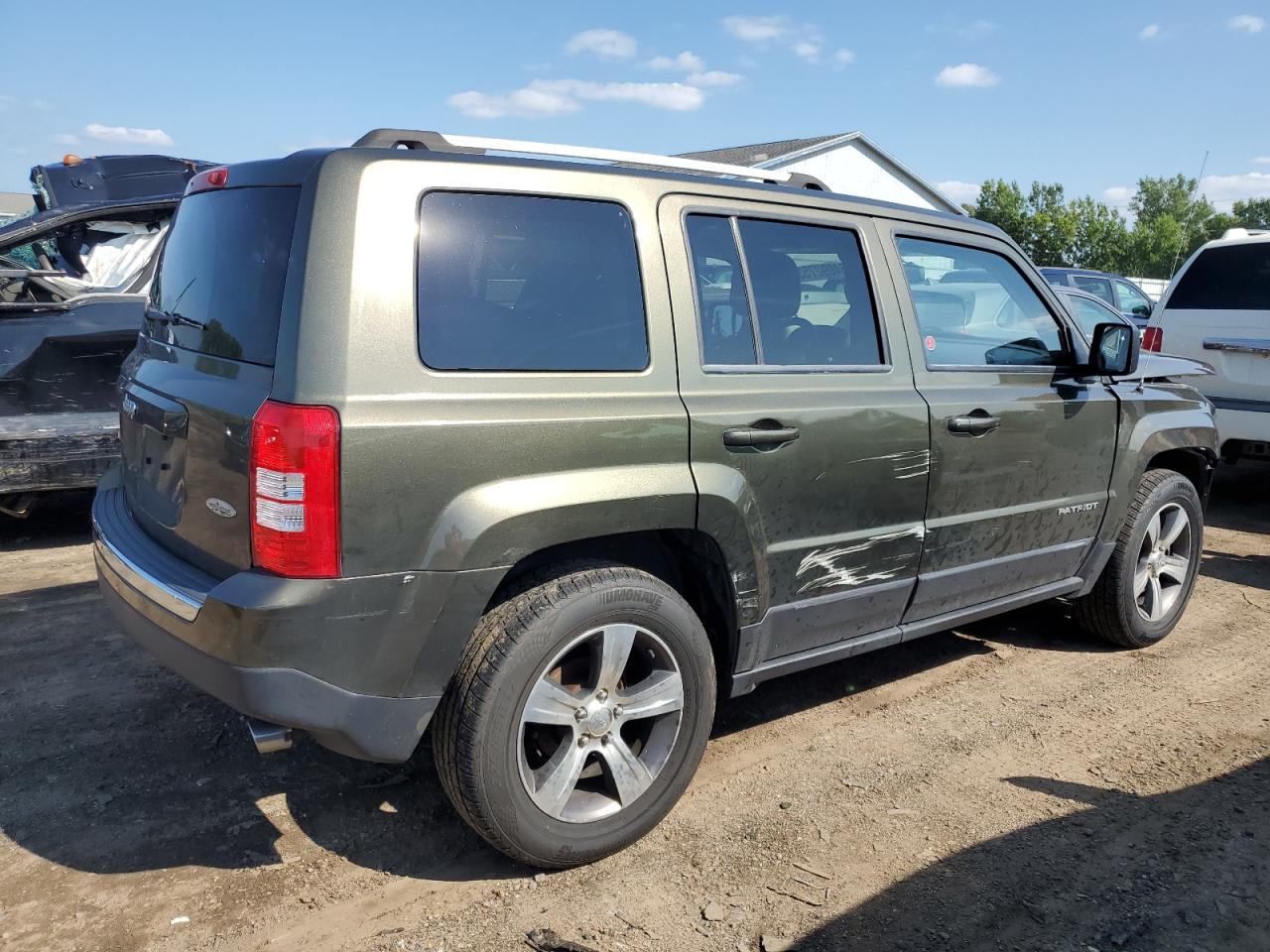 Image 3 of 2016 JEEP PATRIOT  2016 with VIN 1C4NJRABXGD532298