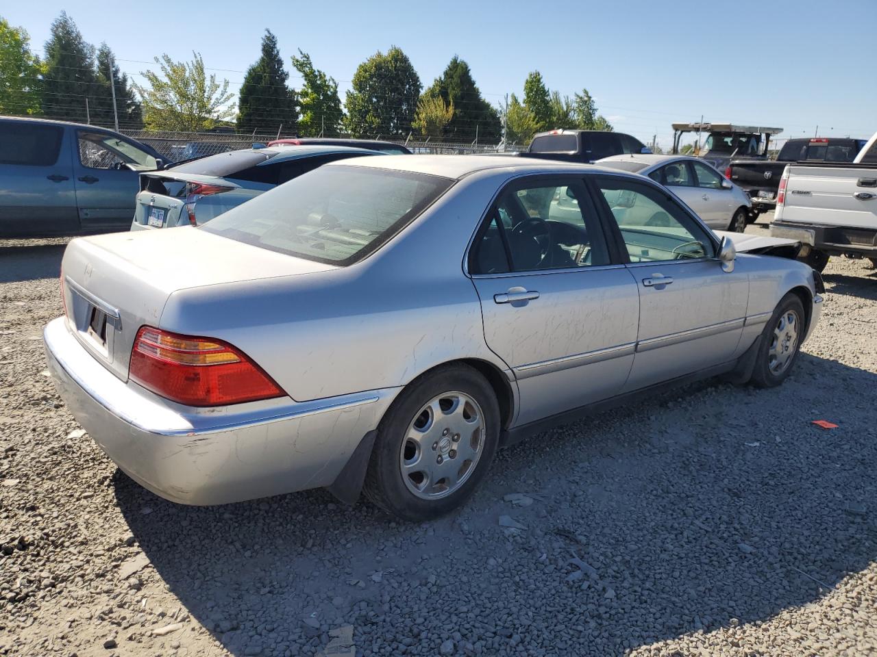 Image 3 of 2001 ACURA 3.5RL  2001 with VIN JH4KA96681C001613