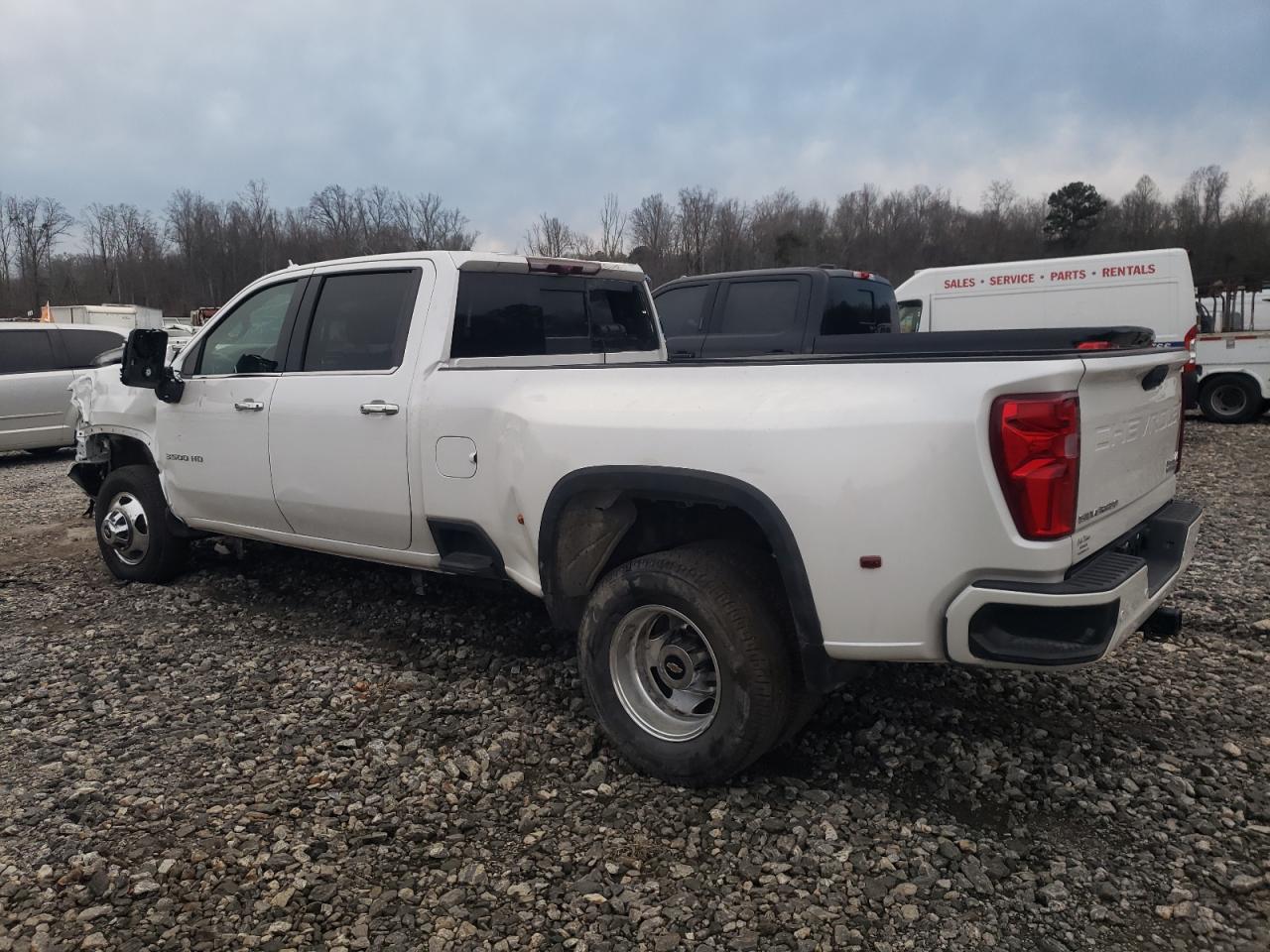 Image 2 of 2021 CHEVROLET SILVERADO K3500 HIGH COUNTRY 2021 with VIN 1GC4YVEY4MF293314