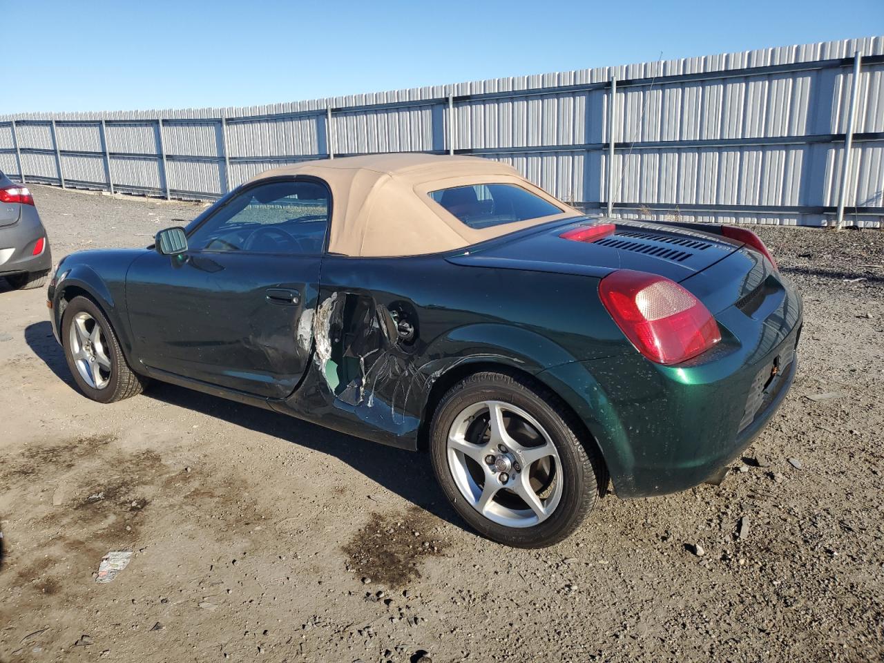 Изображение 2 2001 TOYOTA MR2 SPYDER 2001 с VIN JTDFR320510040803