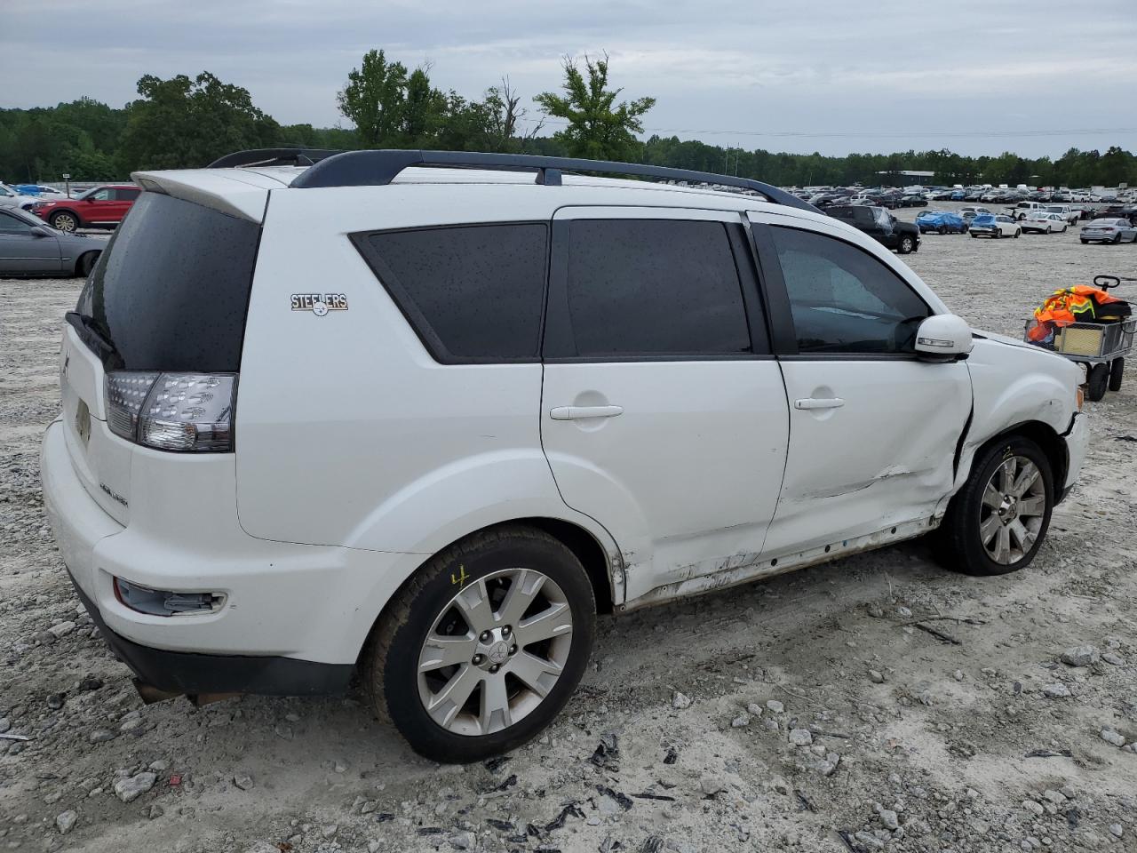 Изображение 3 2013 MITSUBISHI OUTLANDER SE 2013 с VIN JA4JT3AW5DU019734
