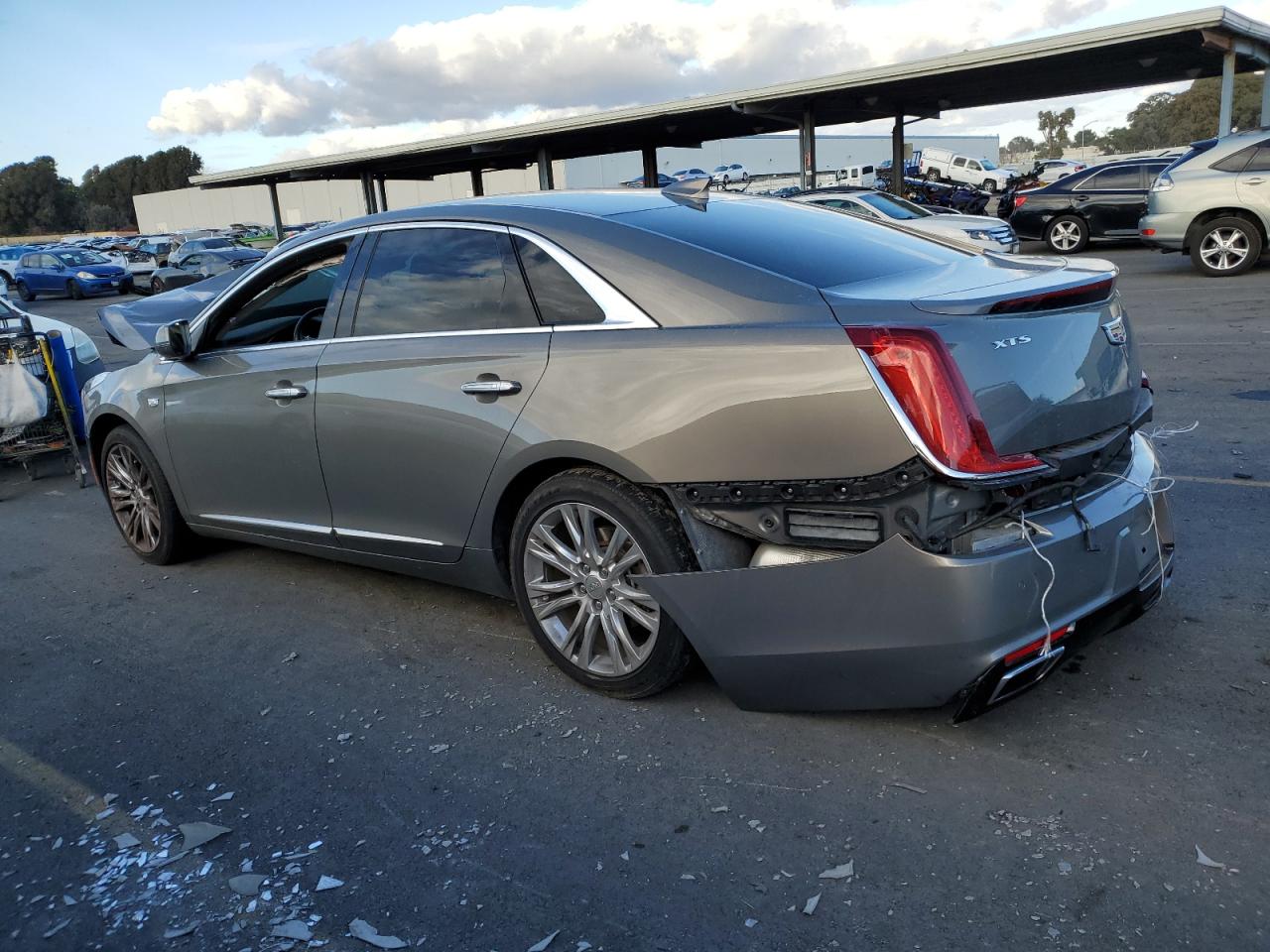 Image 2 of 2019 CADILLAC XTS LUXURY 2019 with VIN 2G61M5S33K9124899