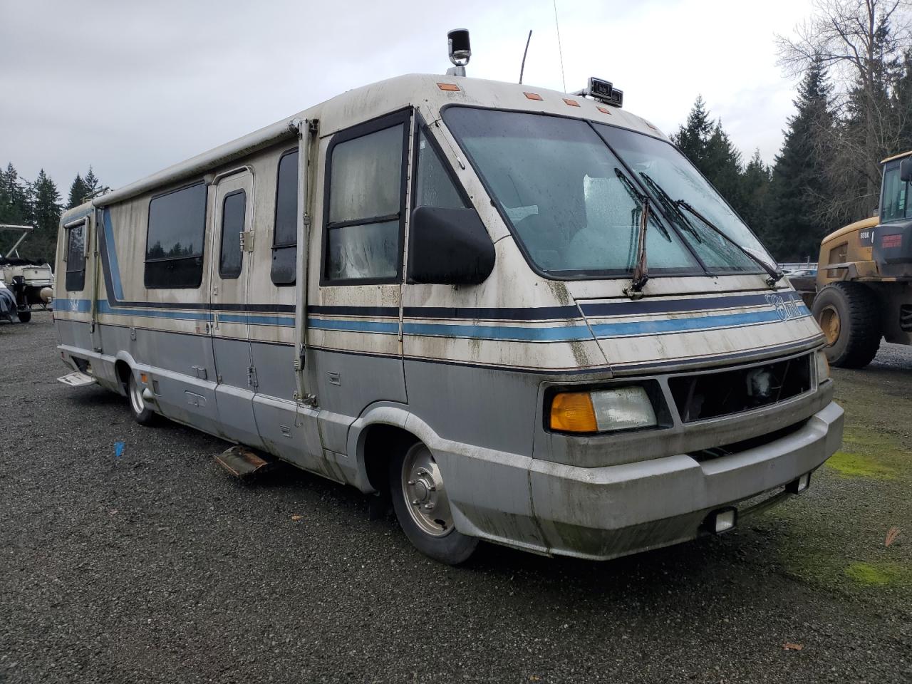 1992 CHEVROLET P30  1992 image