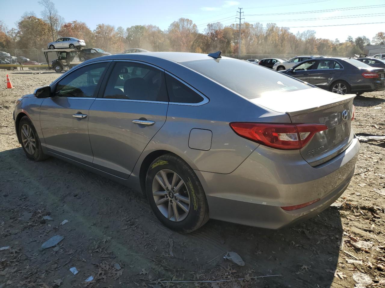 Image 2 of 2016 HYUNDAI SONATA SE 2016 with VIN 5NPE24AF9GH318108
