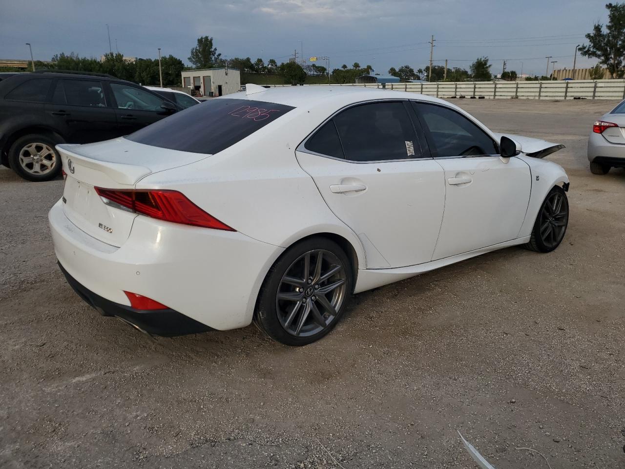 Image 3 of Lexus Is 300 2018 with VIN JTHBA1D22J5065507