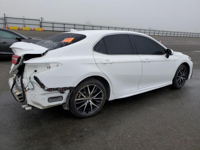 Image 3 of 2022 TOYOTA CAMRY SE 2022 with VIN 4T1G11AK3NU697287