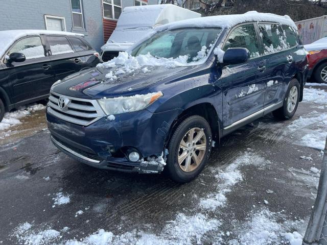 Image 2 of 2013 TOYOTA HIGHLANDER BASE 2013 with VIN 5TDBK3EH8DS181130