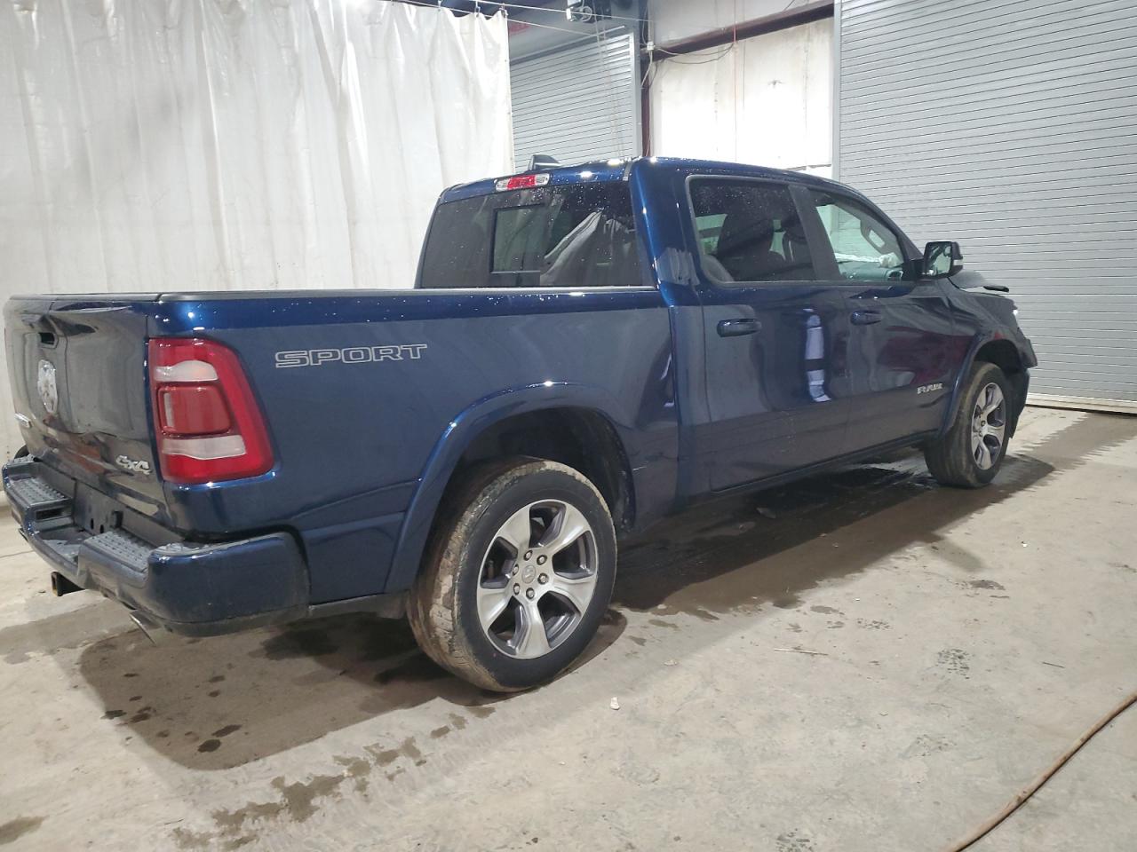 Obraz 3 z 2020 RAM 1500 LARAMIE 2020 z VIN 1C6SRFJT1LN165838
