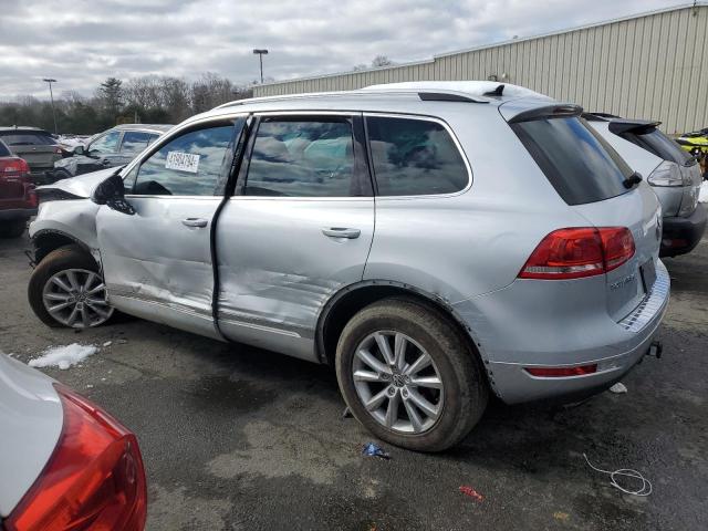 Obraz 2 z 2014 VOLKSWAGEN TOUAREG V6 2014 z VIN WVGEF9BPXED008122