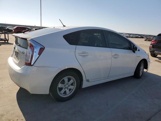 Image 3 of 2013 TOYOTA PRIUS  2013 with VIN JTDKN3DUXD5610876