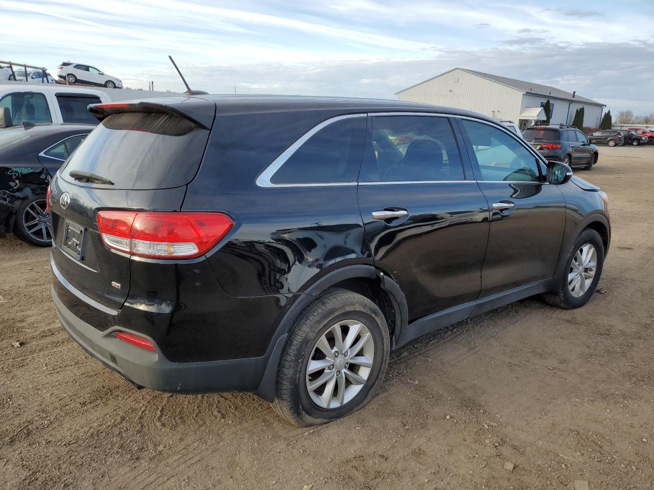 Obraz 3 z 2017 KIA SORENTO LX 2017 z VIN 5XYPG4A31HG218528