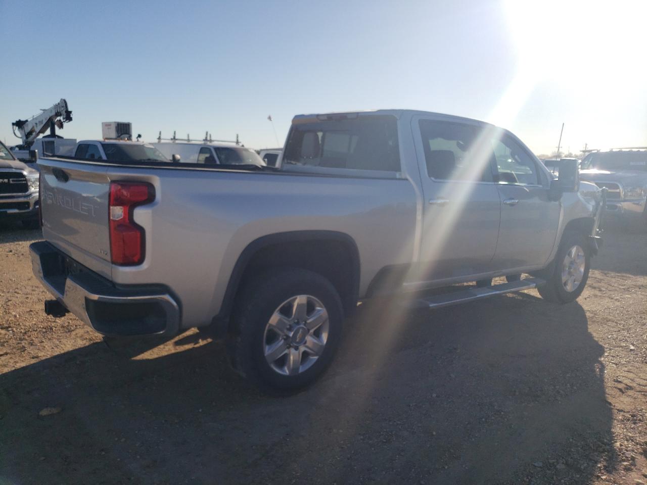 Image 3 of 2022 CHEVROLET SILVERADO K2500 HEAVY DUTY LTZ 2022 with VIN 2GC4YPE71N1215021