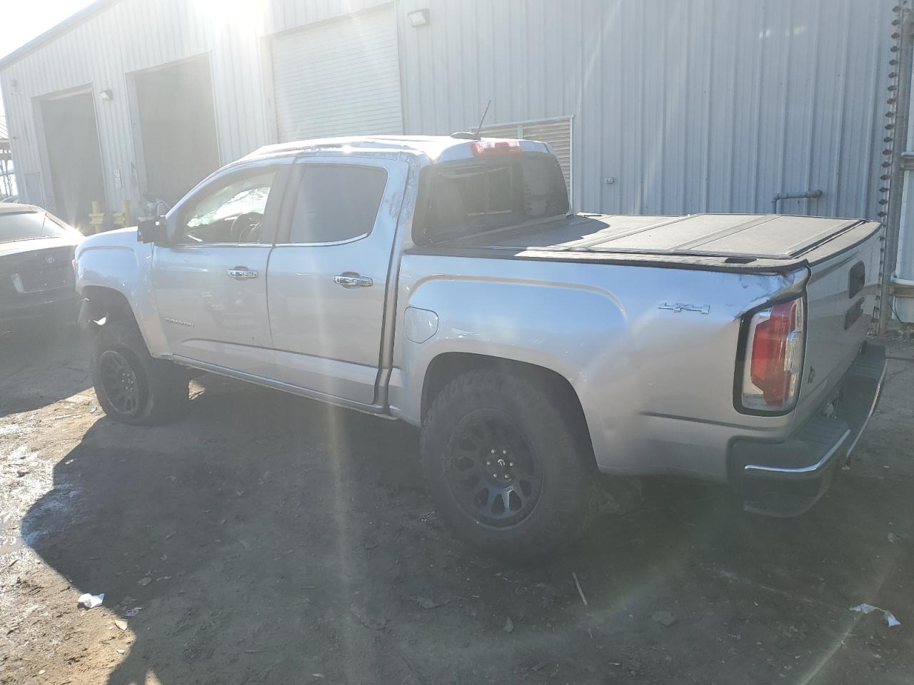 Изображение 2 2015 GMC CANYON SLT 2015 с VIN 1GTG6CE31F1196177