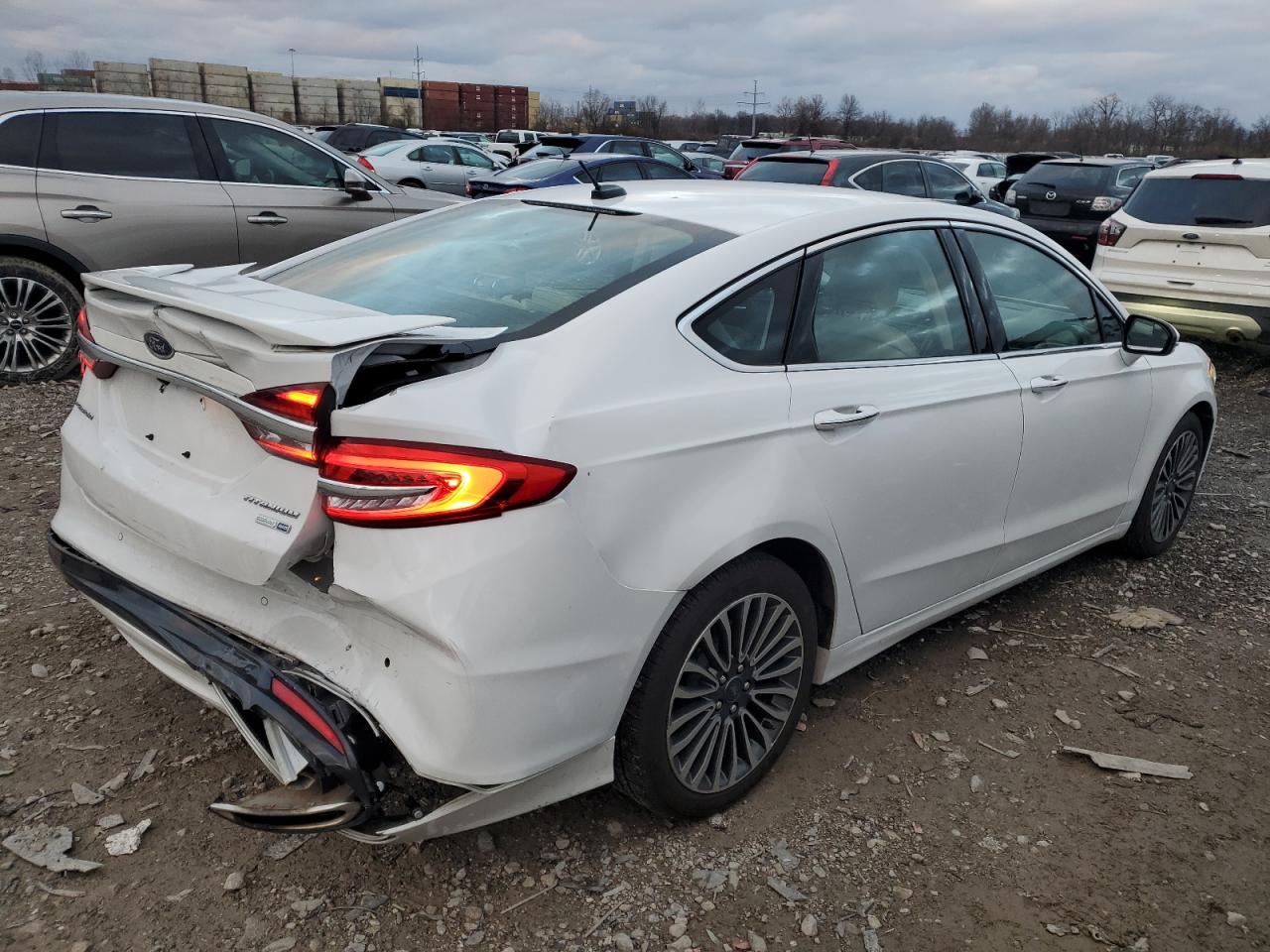 Image 3 of 2018 FORD FUSION TITANIUM/PLATINUM 2018 with VIN 3FA6P0D99JR233557