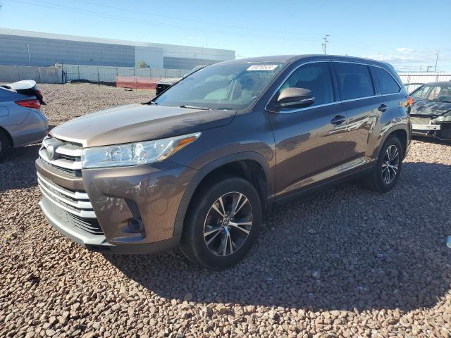 Изображение 1 2019 TOYOTA HIGHLANDER LE 2019 с VIN 5TDZZRFH6KS322060