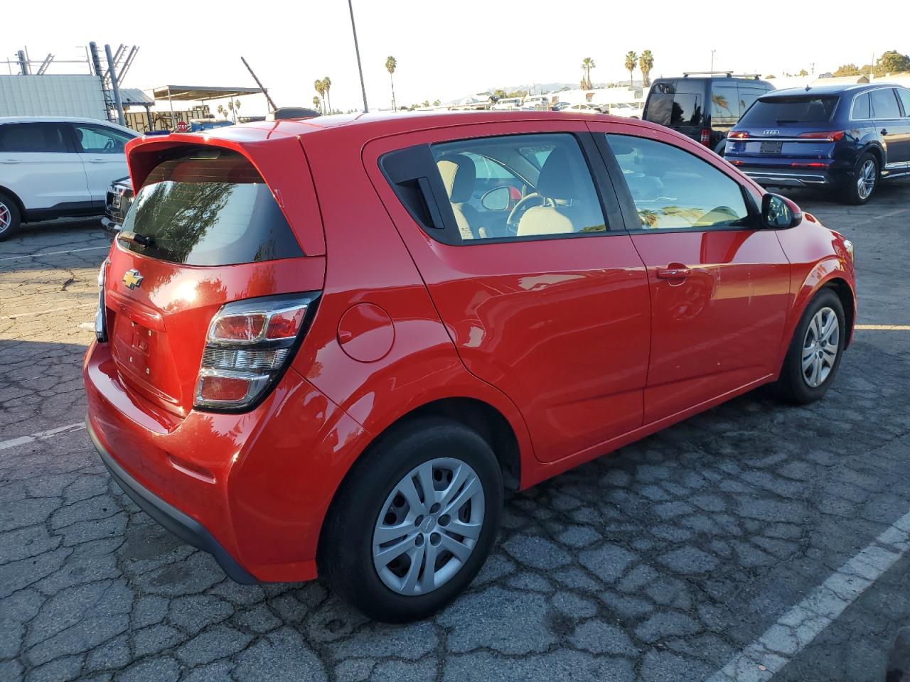 Изображение 3 2020 CHEVROLET SONIC  2020 с VIN 1G1JG6SB5L4128337