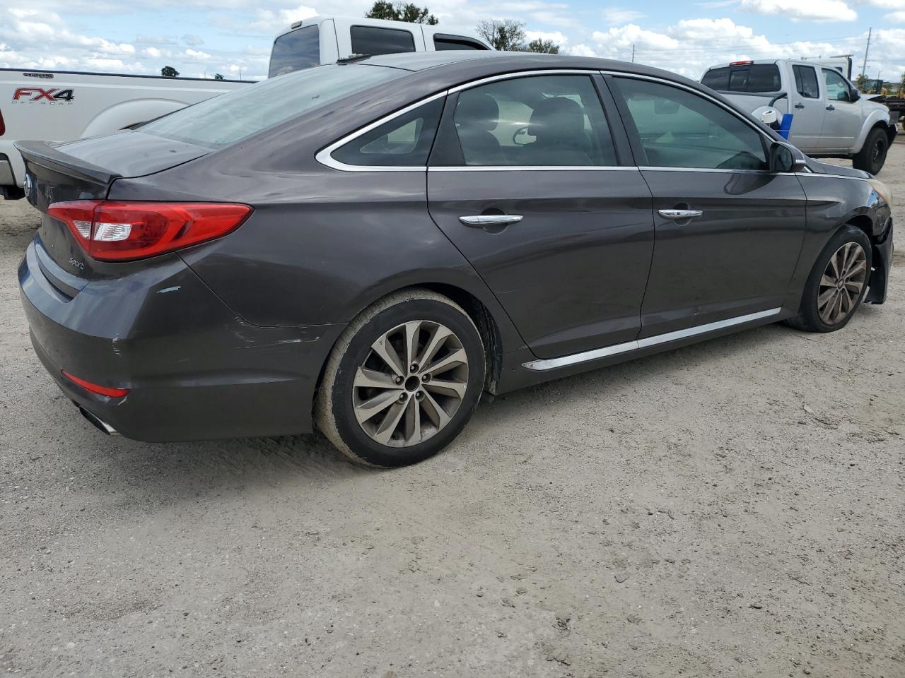 Image 3 of 2016 HYUNDAI SONATA SPORT 2016 with VIN 5NPE34AF4GH435852