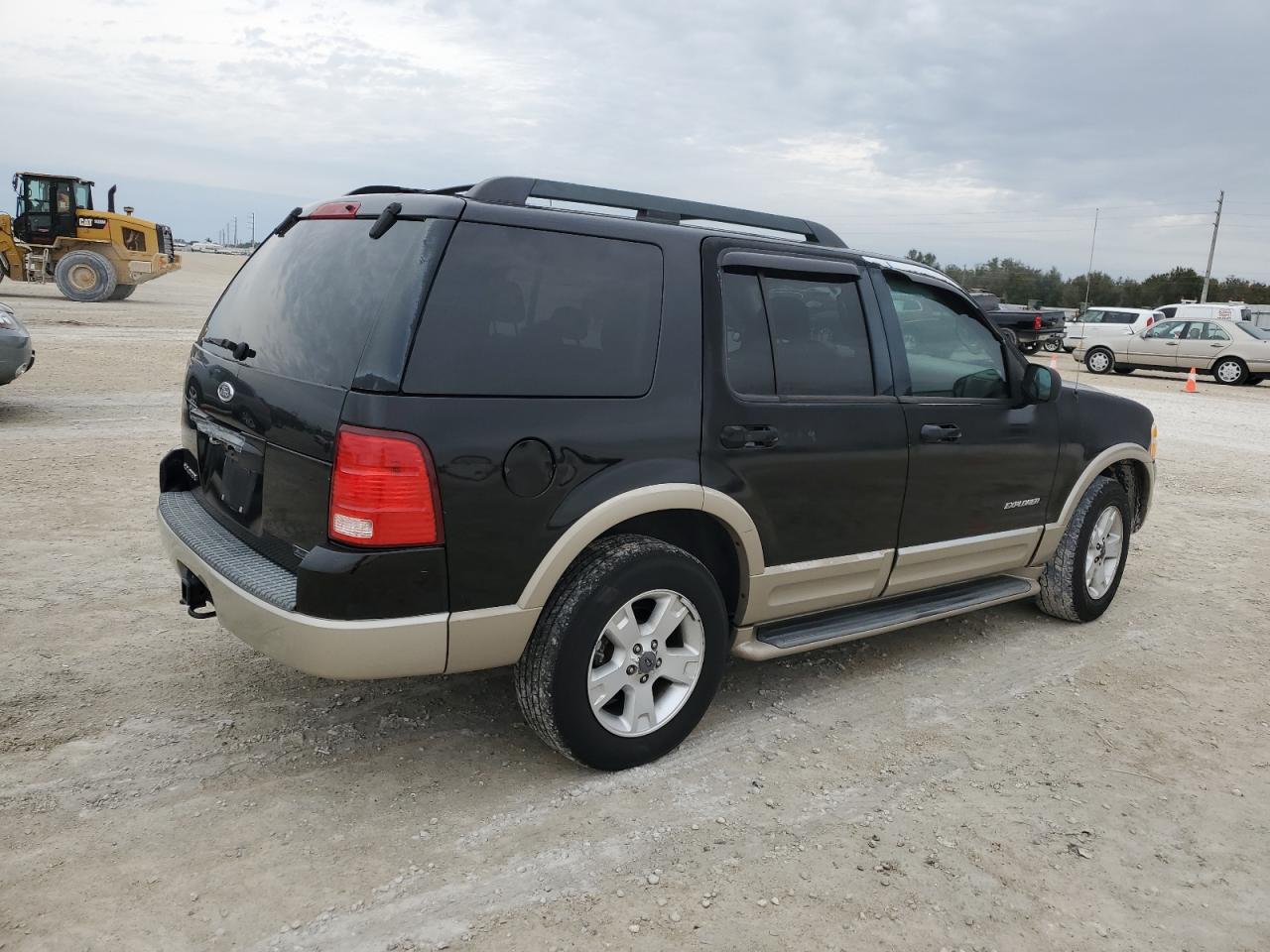 Image 3 of 2005 FORD EXPLORER EDDIE BAUER 2005 with VIN 1FMZU64K65ZA12985