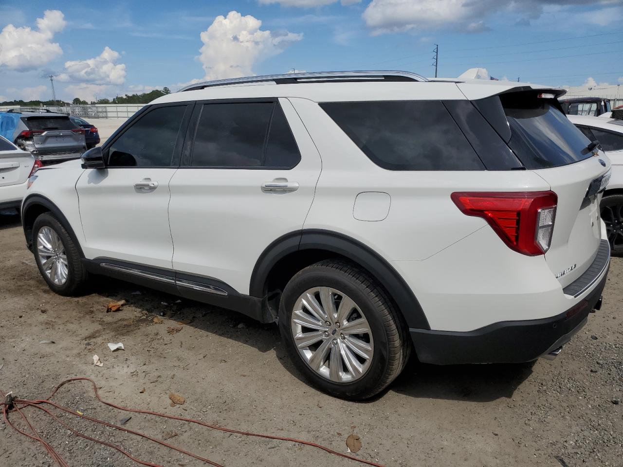 Изображение 2 2023 FORD EXPLORER LIMITED 2023 с VIN 1FMSK7FH5PGA89568