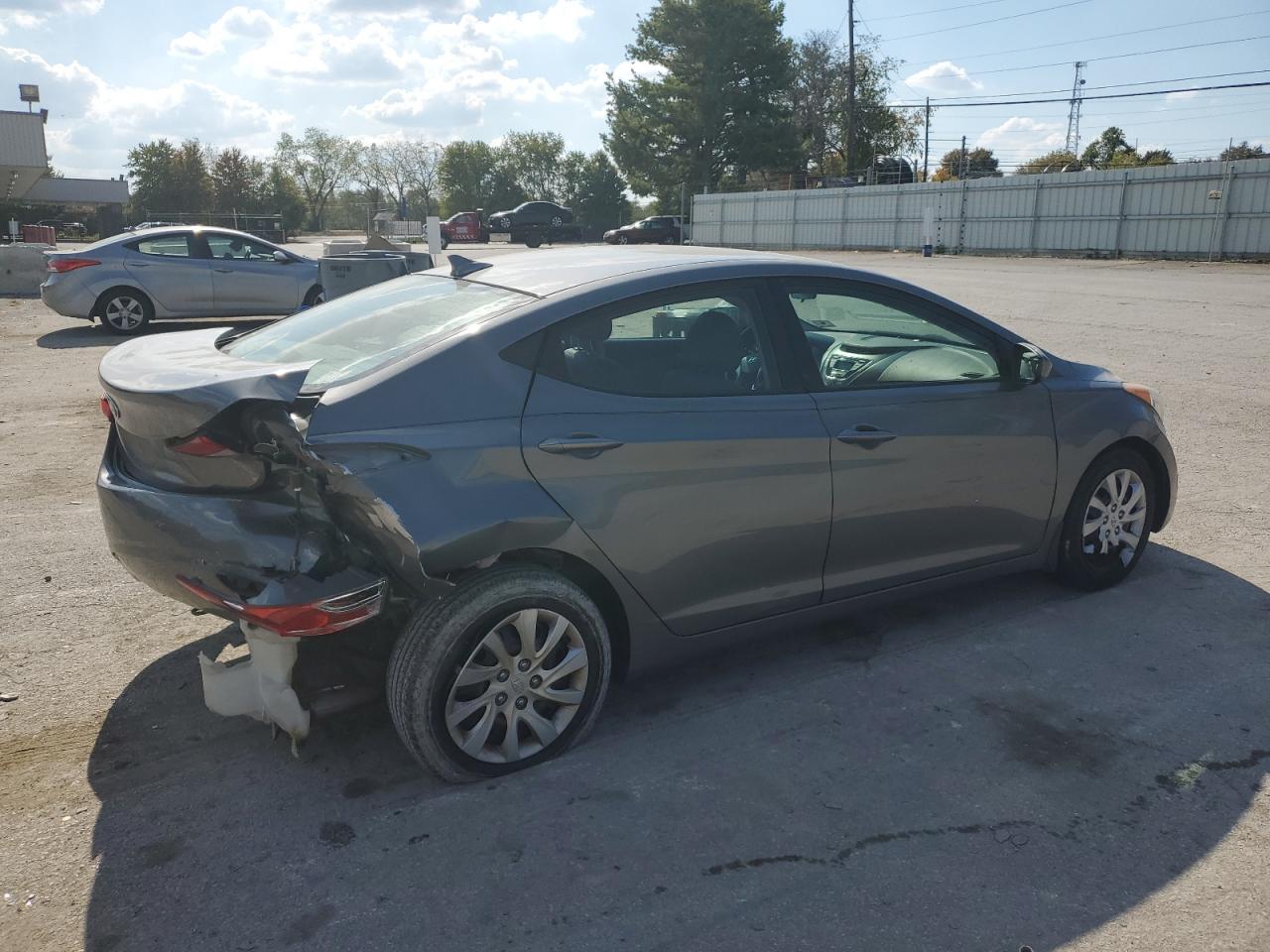 Изображение 3 2013 HYUNDAI ELANTRA GLS 2013 с VIN 5NPDH4AE5DH162288