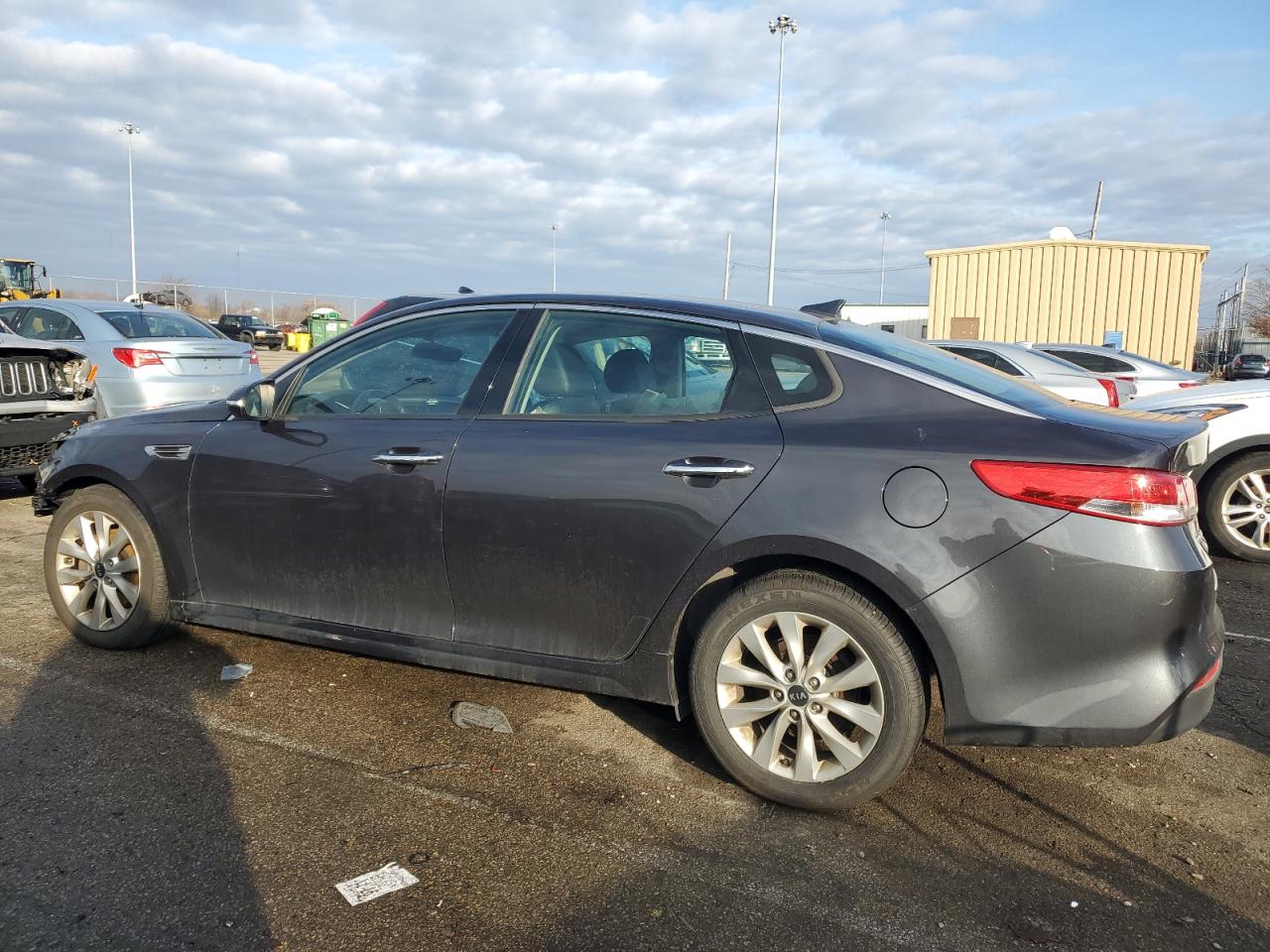 Image 2 of 2018 KIA OPTIMA EX 2018 with VIN 5XXGU4L31JG190102