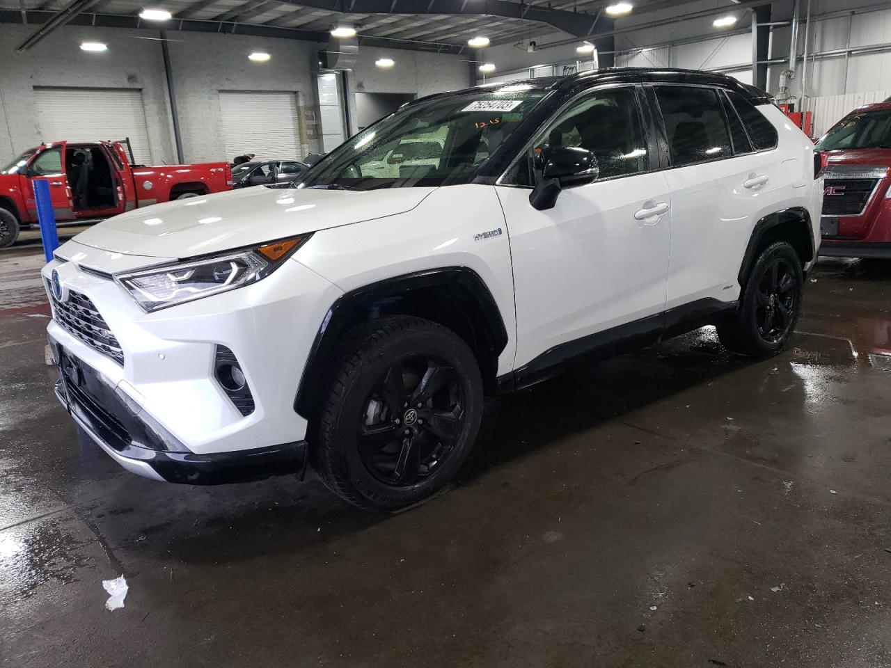 Image 1 of 2019 TOYOTA RAV4 XSE 2019 with VIN JTMEWRFV6KD520159