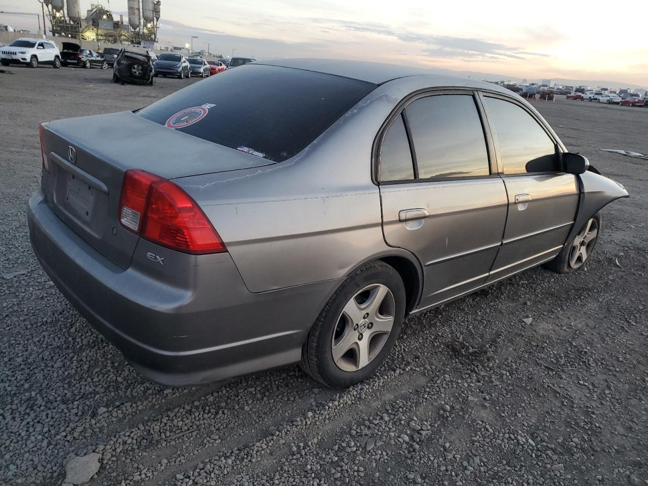 Изображение 3 2004 HONDA CIVIC EX 2004 с VIN 2HGES26744H613113