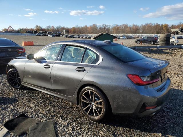 Obraz 2 z 2021 BMW 330XI  2021 z VIN 3MW5R7J03M8B96656