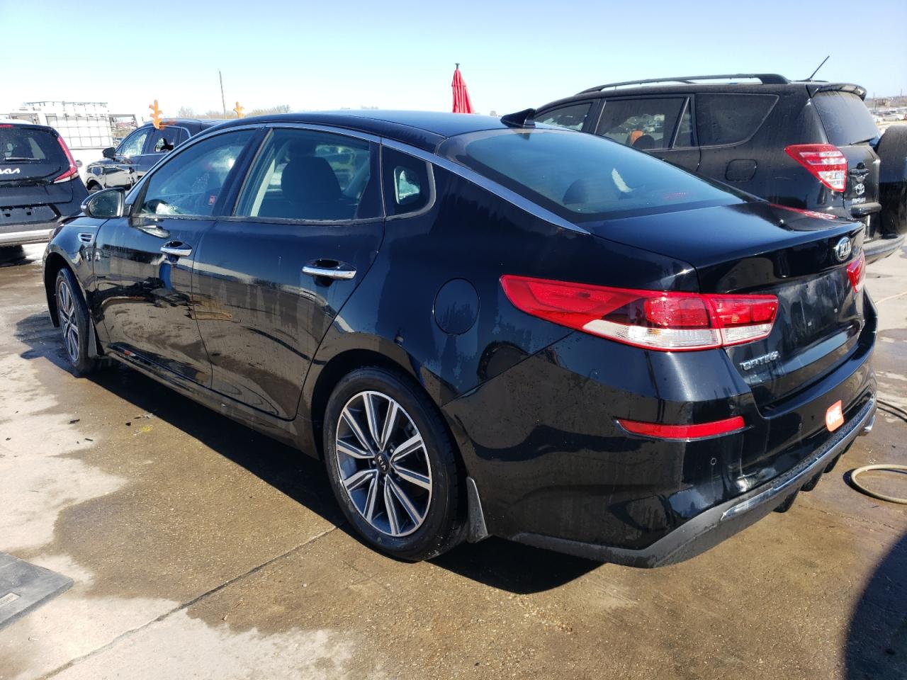 Image 2 of 2019 KIA OPTIMA LX 2019 with VIN 5XXGT4L39KG376703