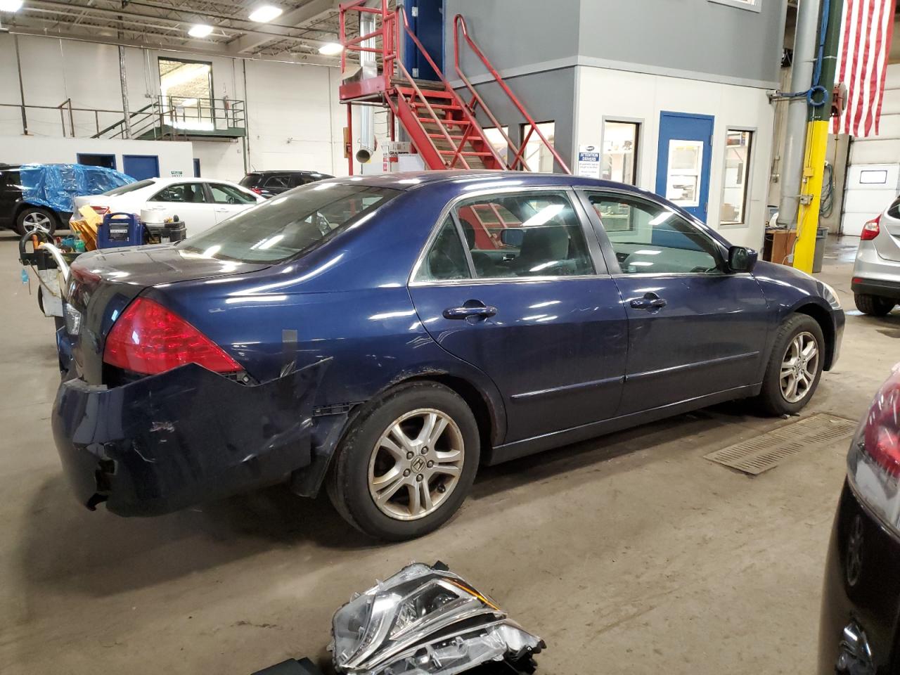 Изображение 3 2006 HONDA ACCORD EX 2006 с VIN 1HGCM56746A104028