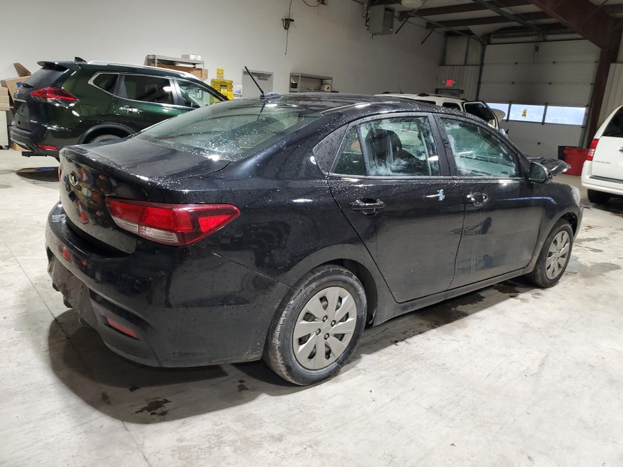 Obraz 3 z 2019 KIA RIO S 2019 z VIN 3KPA24AB7KE187981