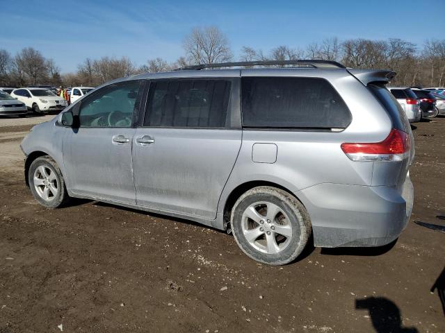 Изображение 2 2012 TOYOTA SIENNA LE 2012 с VIN 5TDKK3DC9CS198555
