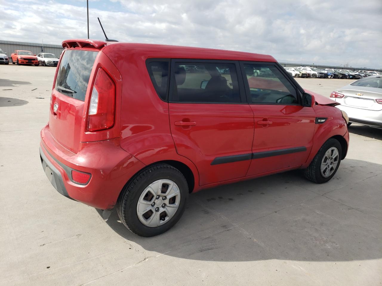 Image 3 of 2013 KIA SOUL  2013 with VIN KNDJT2A56D7492192