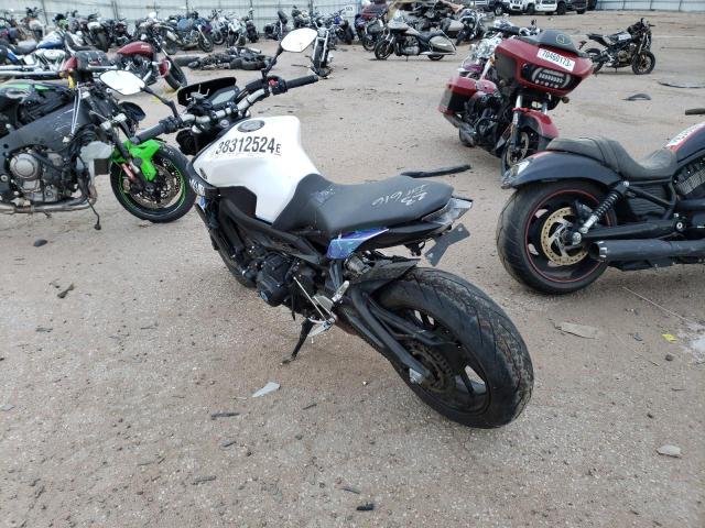 Изображение 3 2017 YAMAHA FZ09  2017 с VIN JYARN53E5HA000882