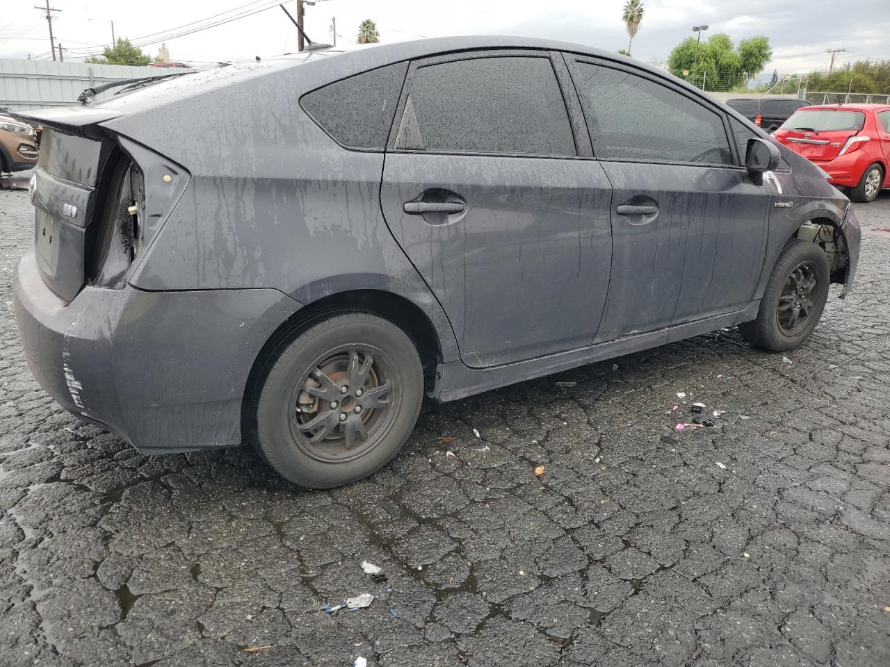Image 3 of 2014 TOYOTA PRIUS  2014 with VIN JTDKN3DU8E1769744