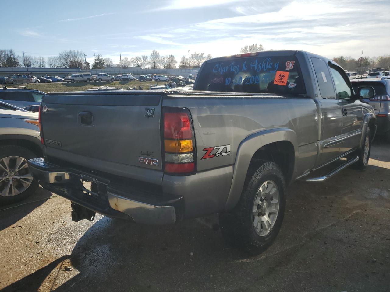 Image 3 of 2007 GMC NEW SIERRA K1500 CLASSIC 2007 with VIN 1GTEK19Z77E196121