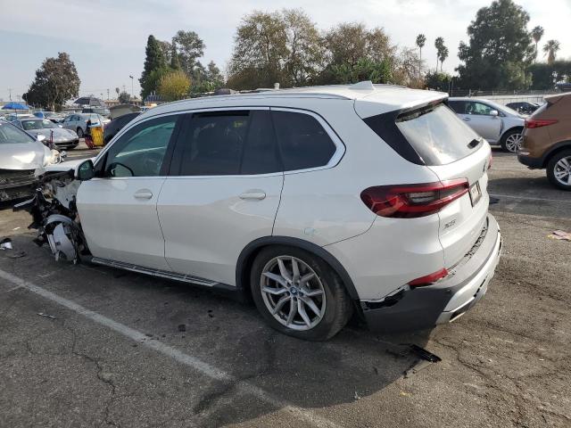 Obraz 2 z 2023 BMW X5 XDRIVE45E 2023 z VIN 5UXTA6C02P9R27773