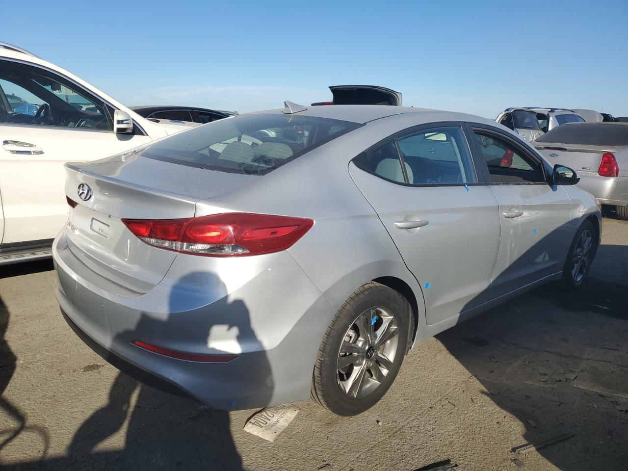 Image 3 of 2018 HYUNDAI ELANTRA SEL 2018 with VIN 5NPD84LF4JH359938