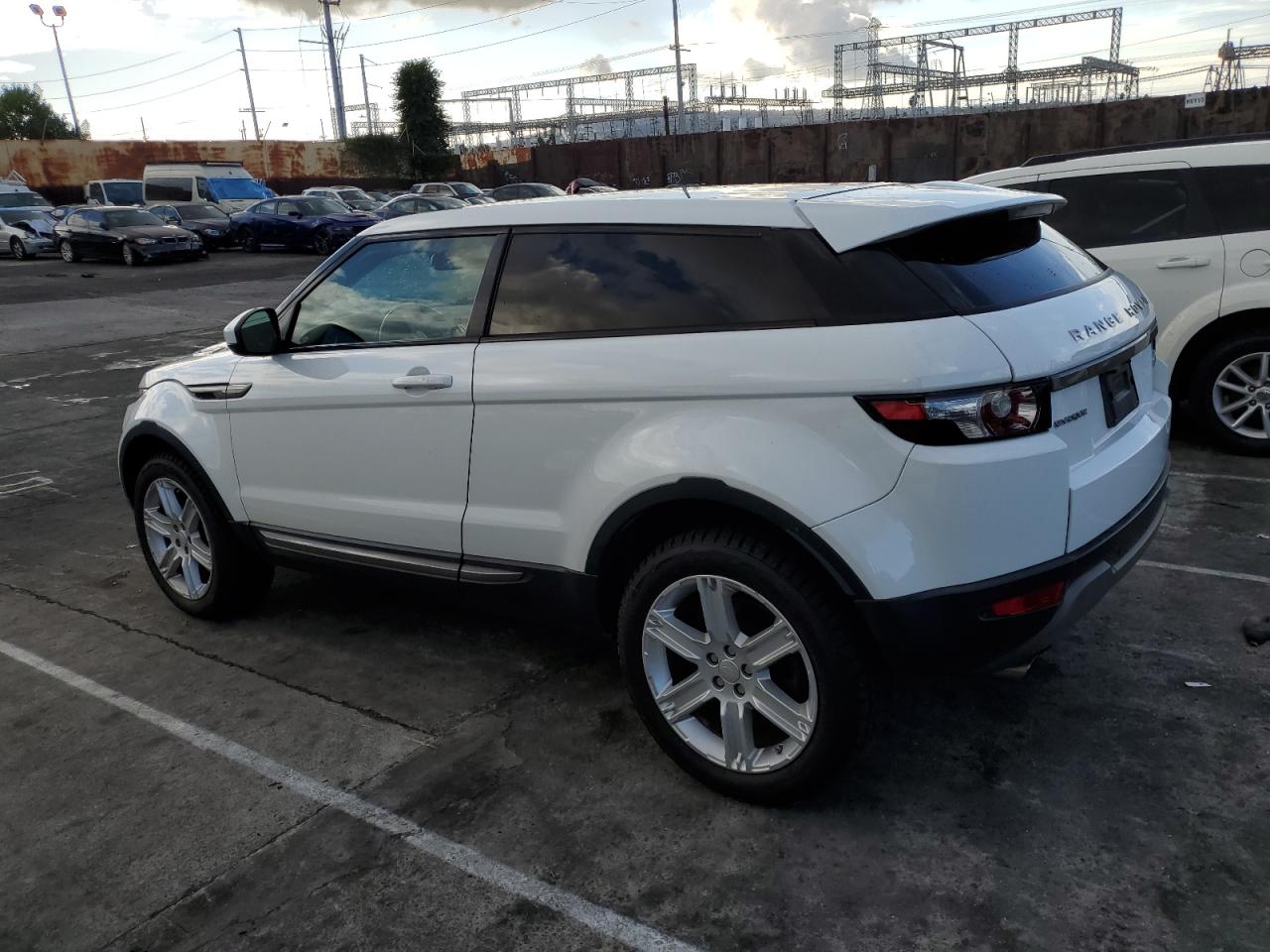 Изображение 2 2015 LAND ROVER RANGE ROVER EVOQUE PURE PLUS 2015 с VIN SALVP1BG5FH032897