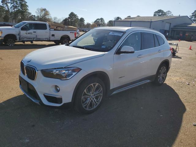 Изображение 1 2017 BMW X1 SDRIVE28I 2017 с VIN WBXHU7C39H5H32895