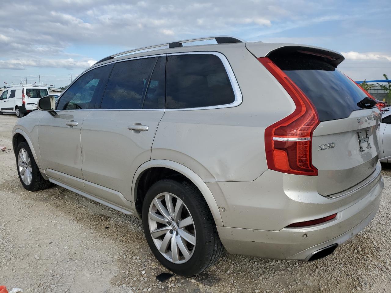Image 2 of Volvo Xc90 T6 2016 with VIN YV4A22PK9G1051533