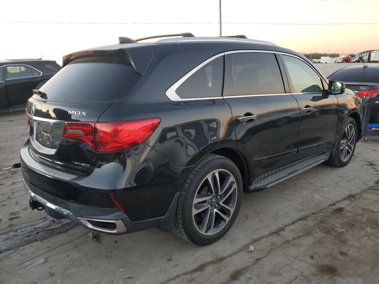 Obraz 3 z 2017 ACURA MDX ADVANCE 2017 z VIN 5FRYD4H91HB002207