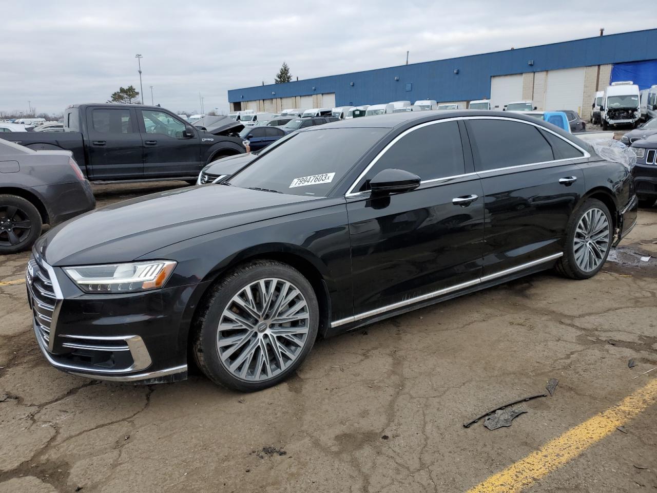 Изображение 1 2019 AUDI A8 L 2019 с VIN WAU8DAF87KN004754