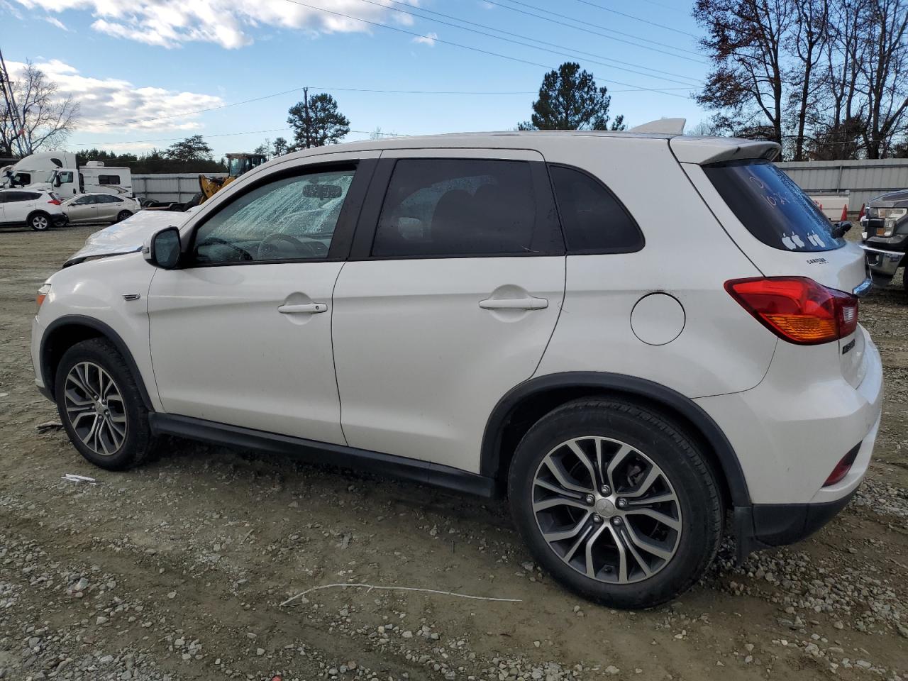 Изображение 2 2019 MITSUBISHI OUTLANDER SPORT ES 2019 с VIN JA4AP3AU3KU008425