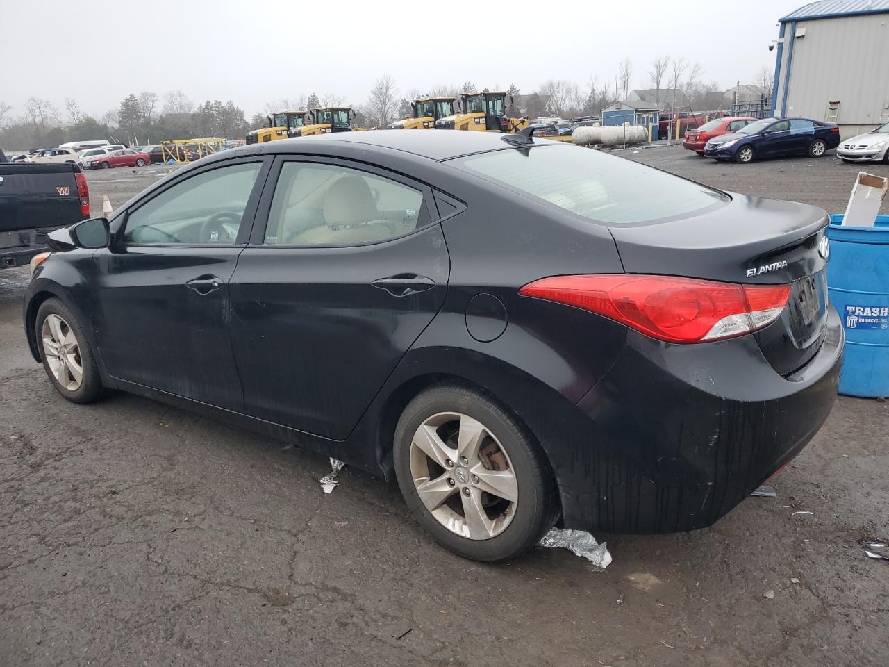 Image 2 of 2011 HYUNDAI ELANTRA GLS 2011 with VIN KMHDH4AE2BU085572