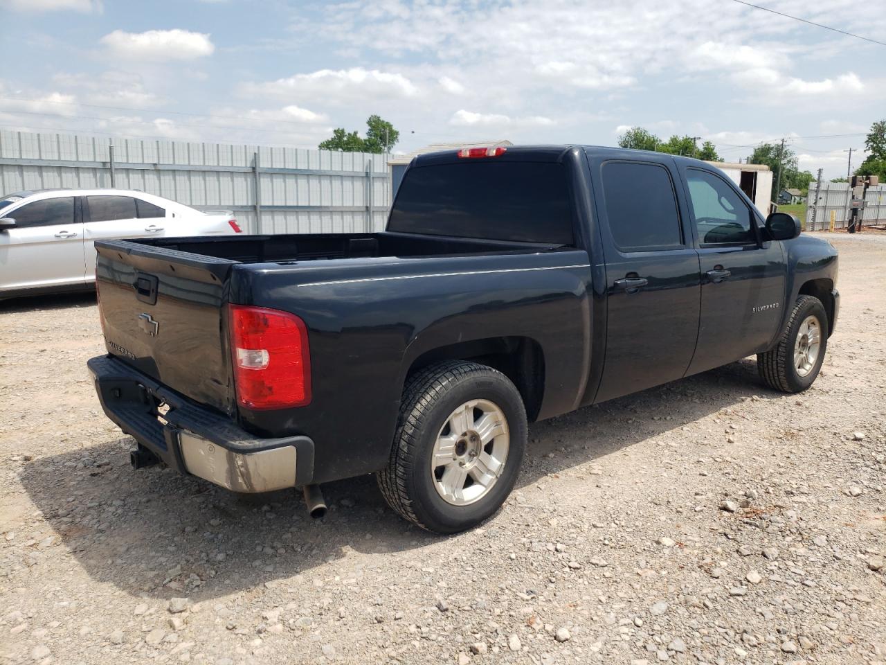 Image 3 of 2011 CHEVROLET SILVERADO C1500 LT 2011 with VIN 3GCPCSE0XBG291809